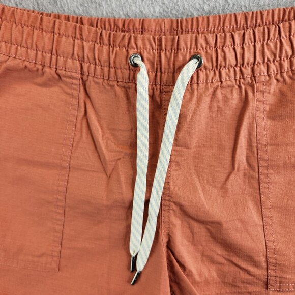 Vuori Women's Rust Shorts - Picture 2 of 13